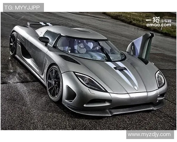 足球明星驾驶豪车炫技街头引发热议视频曝光引发粉丝狂欢